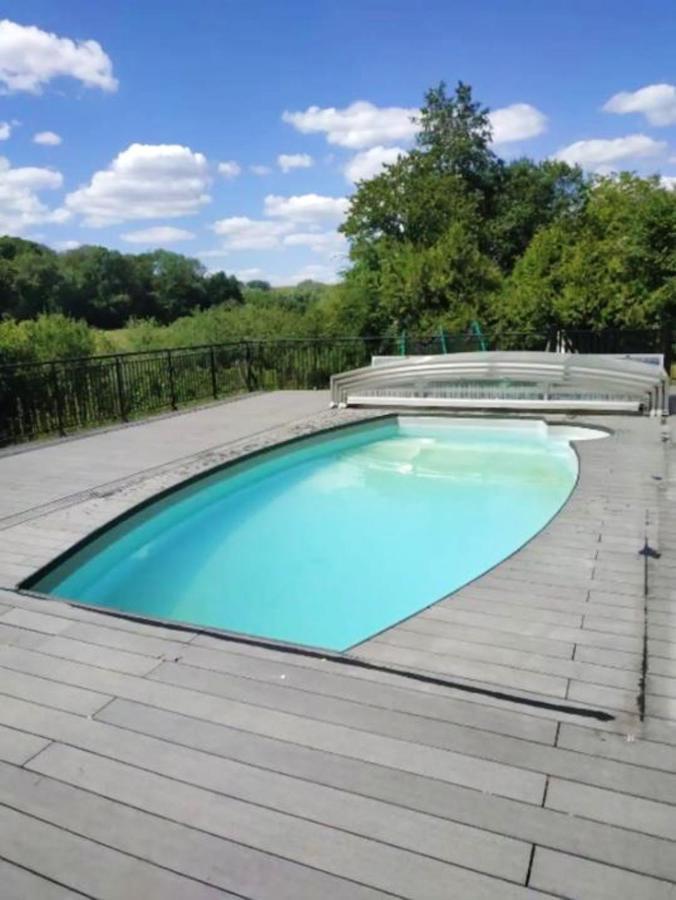 Chalet Chaleureux A Louatre Avec Piscine Partagee Exterior photo